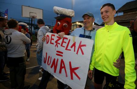 DEŽELAK NA UNCU 20 FOTO LJUBO VUKELIČ